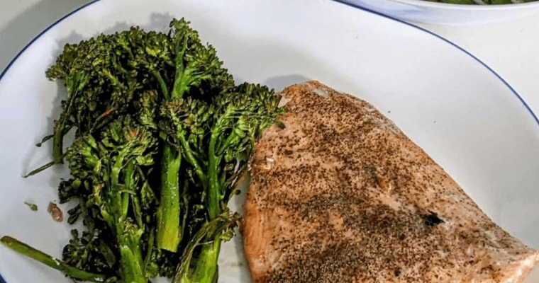 Grilled Salmon and Broccoli